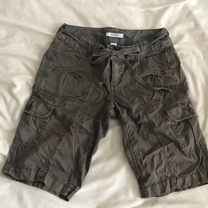 Express Olive Cargo Shorts. Size 4. Like New